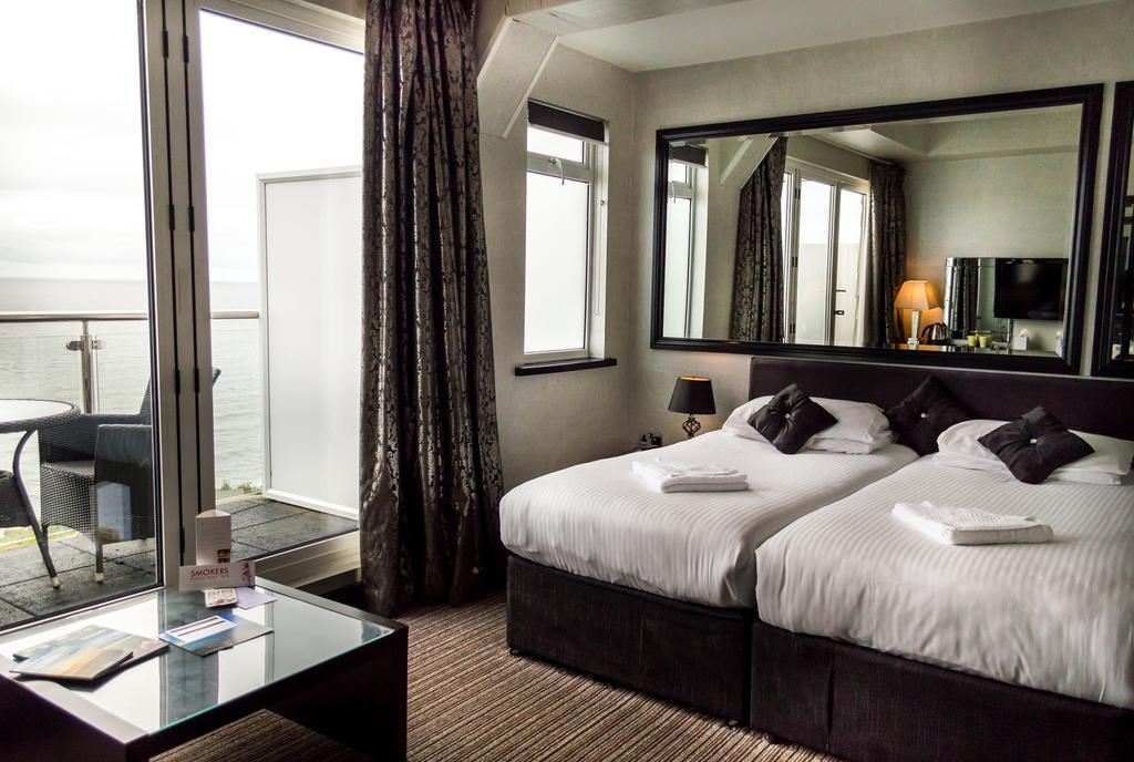 Suncliff Hotel - Oceana Collection Bournemouth Ngoại thất bức ảnh